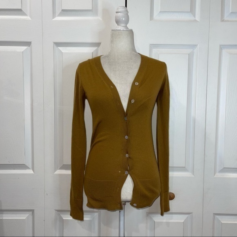 Mai Cashmere Buttoned Cardigan Sweater